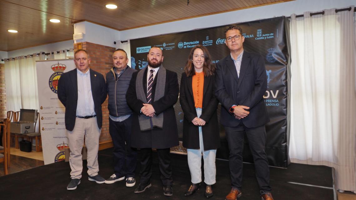 Carlos Peralta en los Desayunos de la APDV